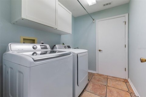 Villa ou maison à vendre à Orlando, Floride: 4 chambres, 221.94 m2 № 2408297 - photo 18