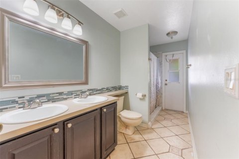 Villa ou maison à vendre à Orlando, Floride: 4 chambres, 221.94 m2 № 2408297 - photo 13