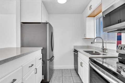 Copropriété à vendre à West Palm Beach, Floride: 1 chambre, 57.23 m2 № 2084427 - photo 5