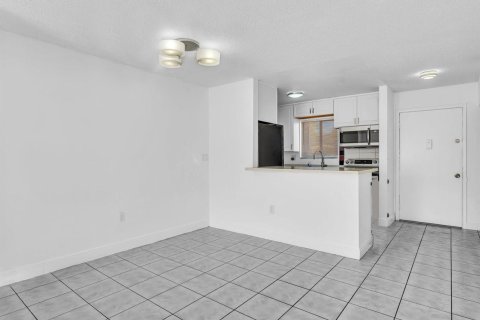 Copropriété à vendre à West Palm Beach, Floride: 1 chambre, 57.23 m2 № 2084427 - photo 11