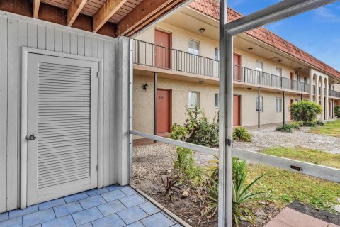 Copropriété à vendre à West Palm Beach, Floride: 1 chambre, 57.23 m2 № 2084427 - photo 21