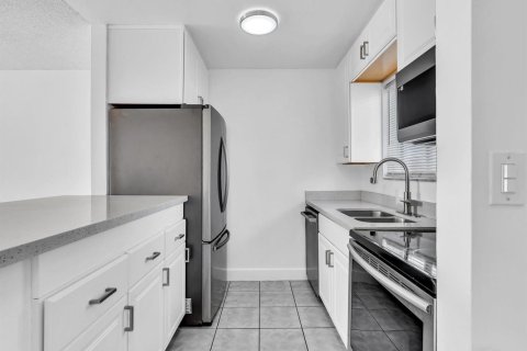 Copropriété à vendre à West Palm Beach, Floride: 1 chambre, 57.23 m2 № 2084427 - photo 4