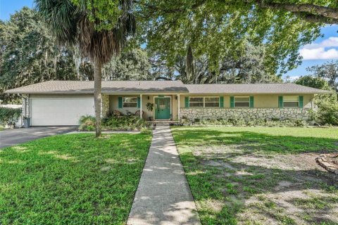 Casa en venta en Wildwood, Florida, 3 dormitorios, 149.2 m2 № 1873440 - foto 1