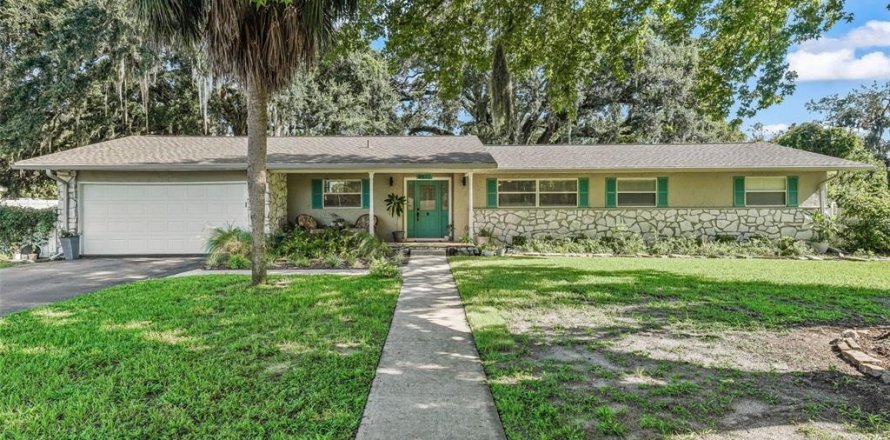 Casa en Wildwood, Florida 3 dormitorios, 149.2 m2 № 1873440