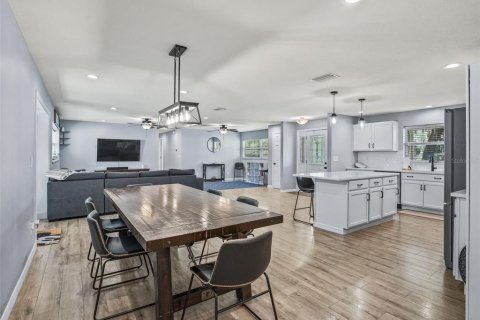 Casa en venta en Wildwood, Florida, 3 dormitorios, 149.2 m2 № 1873440 - foto 10
