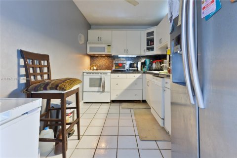Condo in Aventura, Florida, 2 bedrooms  № 1821862 - photo 2