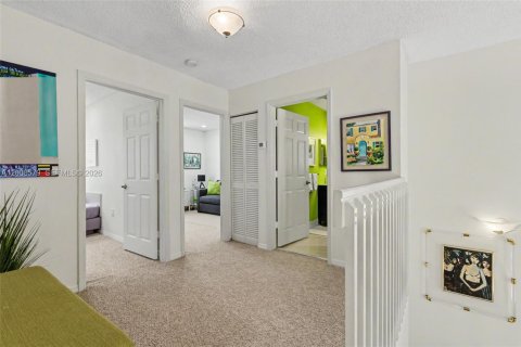 Villa ou maison à vendre à Hollywood, Floride: 3 chambres, 178.28 m2 № 2072601 - photo 17