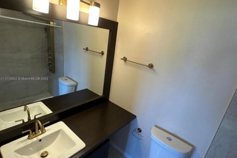 Condominio en venta en Dania Beach, Florida, 2 dormitorios, 103.12 m2 № 1617502 - foto 15