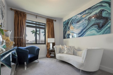 Adosado en venta en Doral, Florida, 3 dormitorios, 192.31 m2 № 1867586 - foto 24
