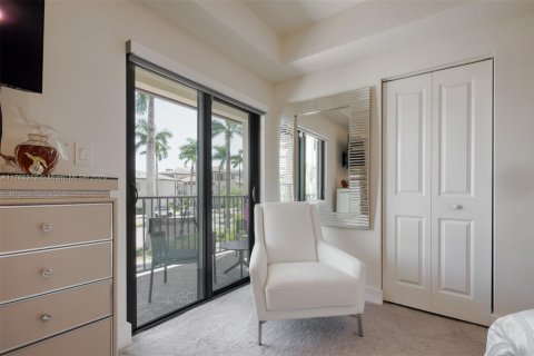 Adosado en venta en Doral, Florida, 3 dormitorios, 192.31 m2 № 1867586 - foto 15