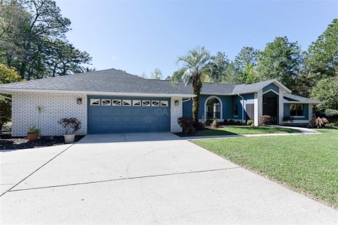Casa en Beverly Hills, Florida 4 dormitorios, 250.74 m2 № 2150822