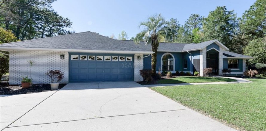 Casa en Beverly Hills, Florida 4 dormitorios, 250.74 m2 № 2150822