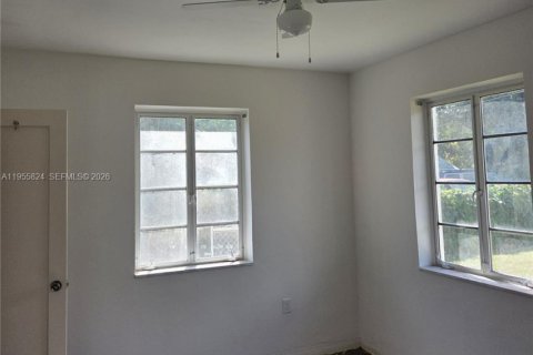 Купить виллу или дом в Хомстед, Флорида 3 спальни, 110.65м2, № 2009829 - фото 20