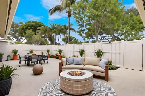 Townhouse in Palm Beach Gardens, Florida 3 bedrooms, 118.54 sq.m. № 2311302 - photo 3
