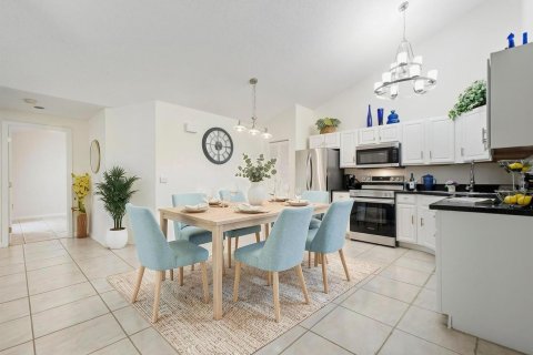Townhouse in Palm Beach Gardens, Florida 3 bedrooms, 118.54 sq.m. № 2311302 - photo 14