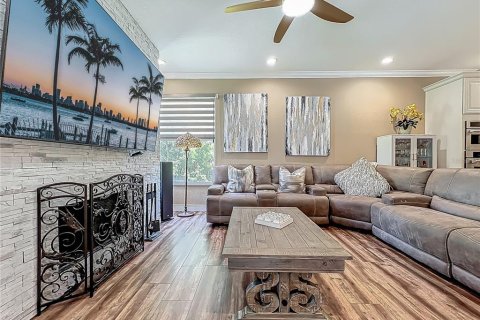 House in Plant City, Florida 4 bedrooms, 273.13 sq.m. № 1666080 - photo 20