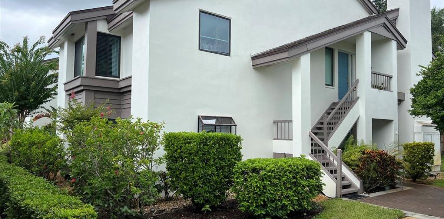 Condominio en Safety Harbor, Florida, 2 dormitorios № 1844827