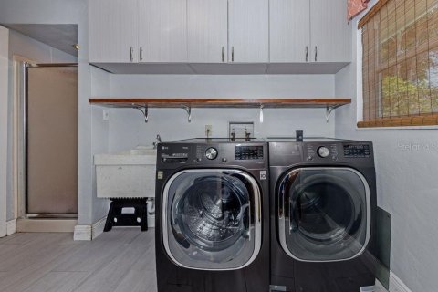 Купить виллу или дом в Сарасота, Флорида 10 комнат, 182м2, № 2342521 - фото 13