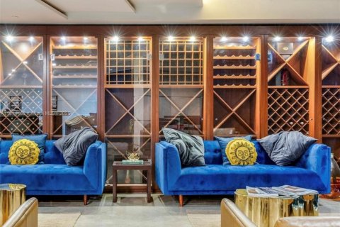 Copropriété à vendre à Sunny Isles Beach, Floride: 1 chambre, 63.92 m2 № 1935948 - photo 6