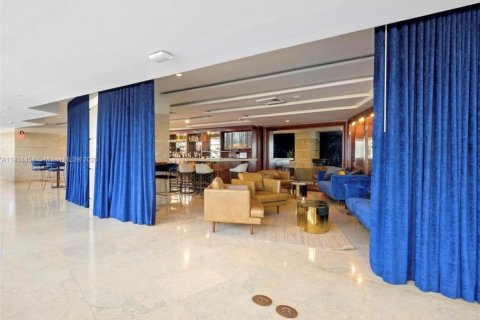 Copropriété à vendre à Sunny Isles Beach, Floride: 1 chambre, 63.92 m2 № 1935948 - photo 12