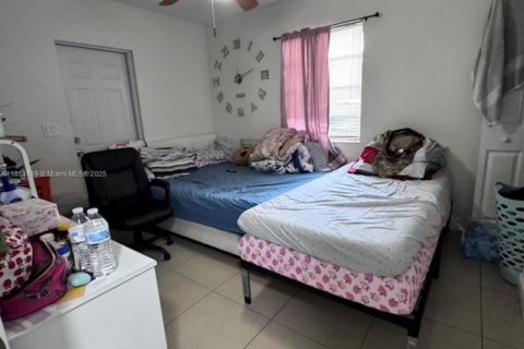 Villa ou maison à vendre à Miami, Floride: 3 chambres, 87.79 m2 № 1930981 - photo 6