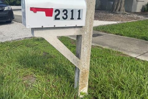 Casa en alquiler en Sarasota, Florida, 3 dormitorios, 130.06 m2 № 1913937 - foto 2