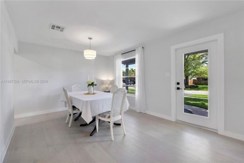 Casa en venta en Plantation, Florida, 3 dormitorios, 151.15 m2 № 2047821 - foto 24