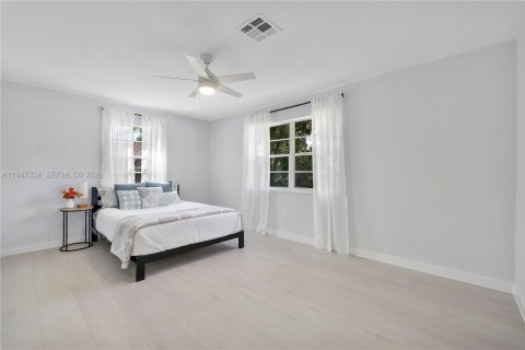Casa en venta en Plantation, Florida, 3 dormitorios, 151.15 m2 № 2047821 - foto 7