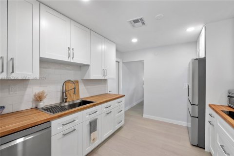 Casa en venta en Plantation, Florida, 3 dormitorios, 151.15 m2 № 2047821 - foto 28