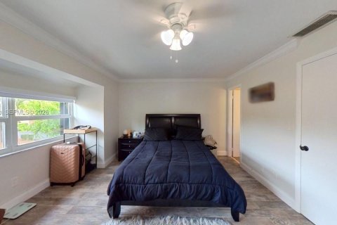 Touwnhouse à vendre à Miami, Floride: 2 chambres, 129.6 m2 № 2068060 - photo 28