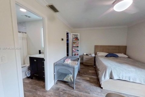 Touwnhouse à vendre à Miami, Floride: 2 chambres, 129.6 m2 № 2068060 - photo 30