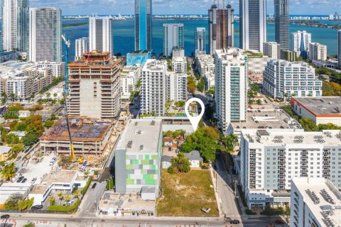 Land in Miami, Florida № 1699308 - photo 7