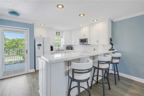 Condominio en venta en Tierra Verde, Florida, 2 dormitorios, 105.91 m2 № 1533609 - foto 12