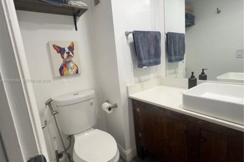 Condominio en alquiler en Pembroke Pines, Florida, 2 dormitorios, 73.11 m2 № 2026584 - foto 15