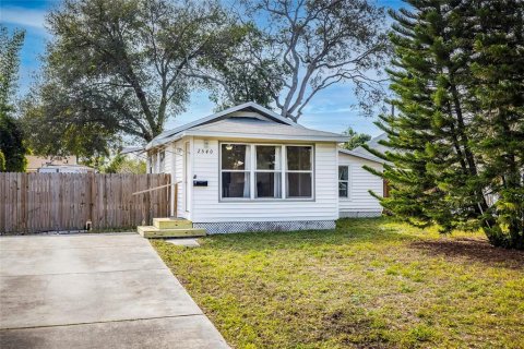 Casa en alquiler en Saint Petersburg, Florida, 2 dormitorios, 71.72 m2 № 1873341 - foto 17