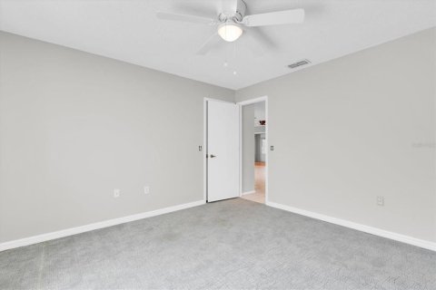 Villa ou maison à vendre à New Port Richey, Floride: 2 chambres, 152.92 m2 № 2113396 - photo 27