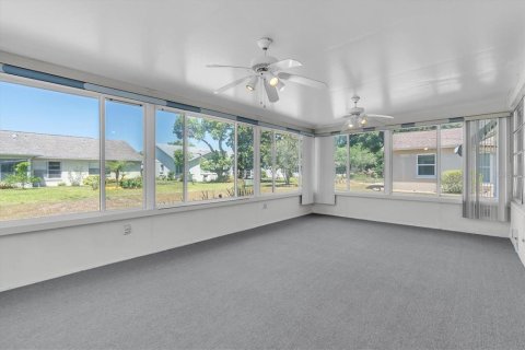 Villa ou maison à vendre à New Port Richey, Floride: 2 chambres, 152.92 m2 № 2113396 - photo 29