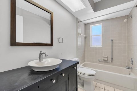 Villa ou maison à vendre à New Port Richey, Floride: 2 chambres, 152.92 m2 № 2113396 - photo 24