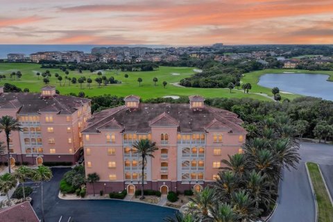 Condo à Palm Coast, Floride, 3 chambres  № 2099255
