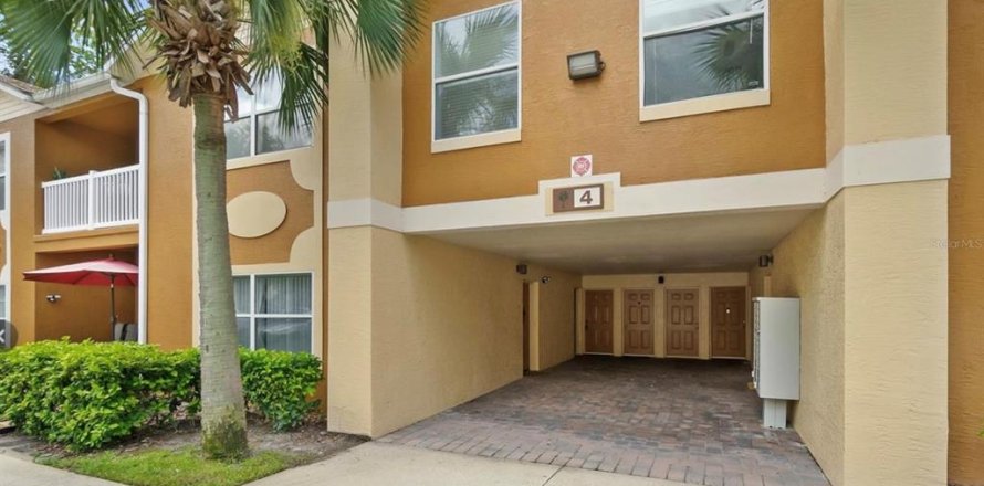 Condominio en Bunnell, Florida, 2 dormitorios  № 1536338