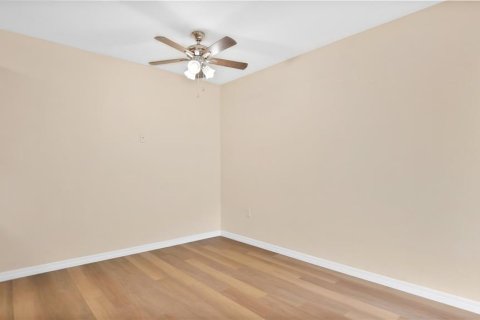 Copropriété à louer à Winter Park, Floride: 2 chambres, 81.85 m2 № 2406655 - photo 12