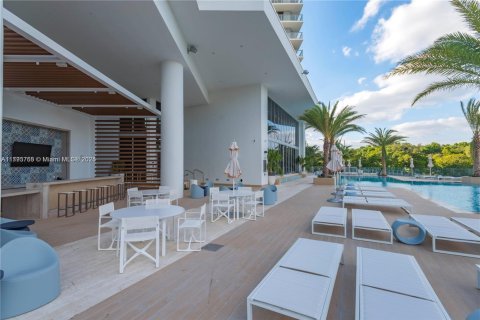 Condominio en alquiler en North Miami Beach, Florida, 2 dormitorios, 104.89 m2 № 1981228 - foto 26