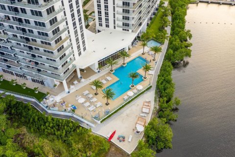 Condominio en alquiler en North Miami Beach, Florida, 2 dormitorios, 104.89 m2 № 1981228 - foto 18