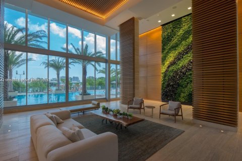 Condominio en alquiler en North Miami Beach, Florida, 2 dormitorios, 104.89 m2 № 1981228 - foto 13