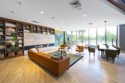 Condominio en alquiler en North Miami Beach, Florida, 2 dormitorios, 104.89 m2 № 1981228 - foto 14