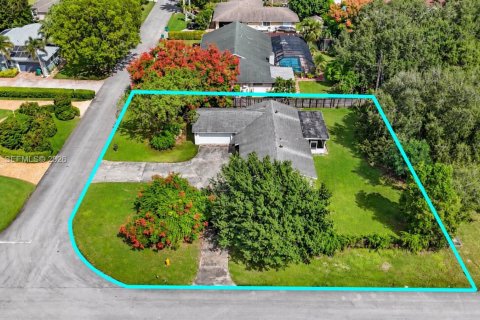 Casa en Homestead, Florida 3 dormitorios, 164.34 m2 № 2428239