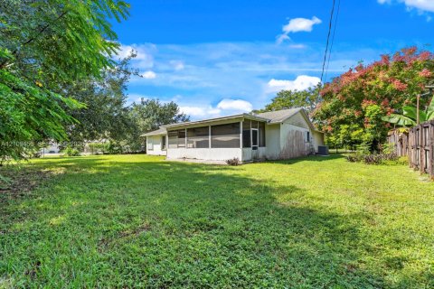 Casa en venta en Homestead, Florida, 3 dormitorios, 164.34 m2 № 2428239 - foto 29