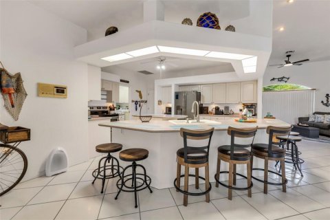 Casa en venta en Port Charlotte, Florida, 3 dormitorios, 237.55 m2 № 1910113 - foto 17