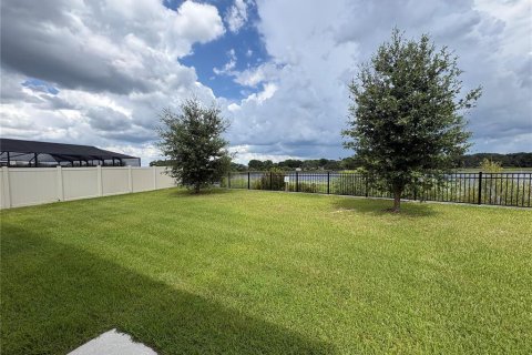 House in Davenport, Florida 5 bedrooms, 250.46 sq.m. № 2237107 - photo 26