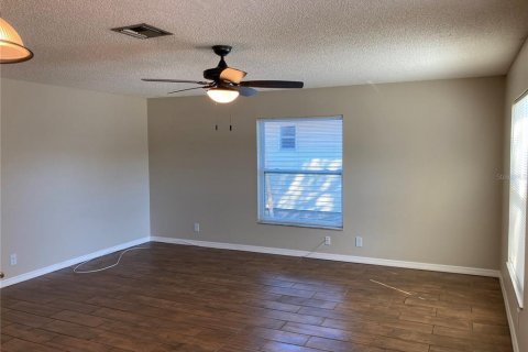 Appartement à louer à Saint Petersburg, Floride: 2 chambres, 90.58 m2 № 1904464 - photo 3